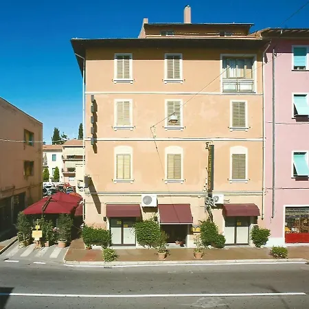 Il Ponte Hotel Cecina (Livorno)